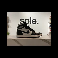 Pre-Owned Air Jordan 1 Retro High '85 OG 'Black White'