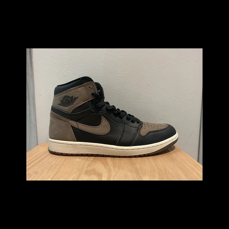 Pre-Owned Air Jordan 1 Retro High OG 'Palomino'