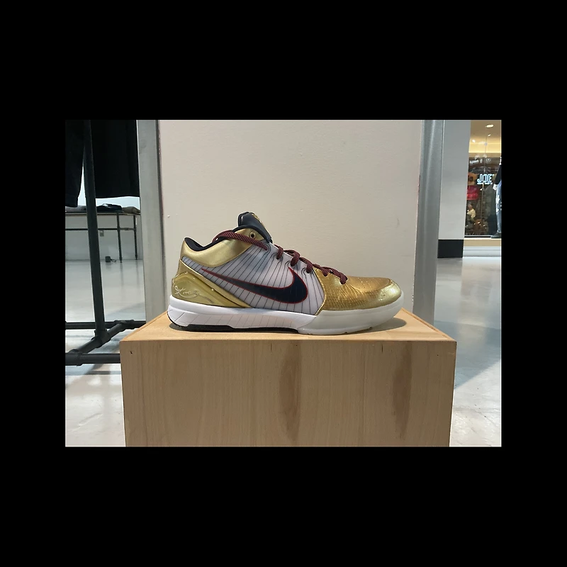 Pre-Owned Zoom Kobe 4 Protro 'Gold Medal' 2024