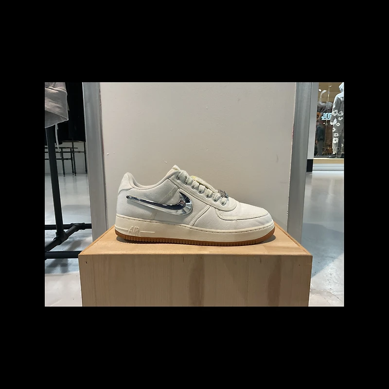 Pre-Owned Travis Scott x Air Force 1 'Sail