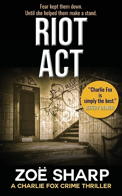 Riot ACT: #02: Charlie Fox Crime Mystery Thriller Series