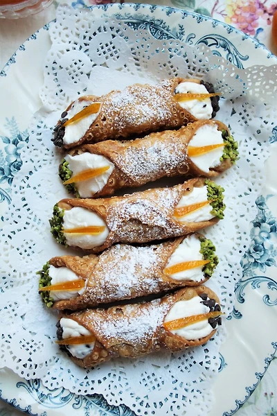 An Italian Kitchen: A Celebration of Seasonal and Traditional Italian Cuisine
