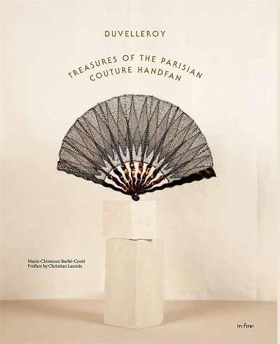 Duvelleroy: treasures of the Parisian couture handfan
