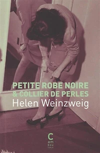 Petite robe noire & collier de perles