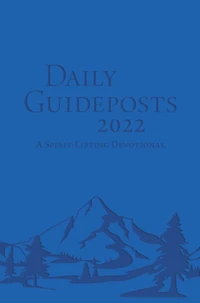 Daily Guideposts 2022 Large Print: A Spirit-Lifting Devotional