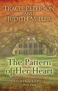 The Pattern Of Her Heart: (Large  Print)