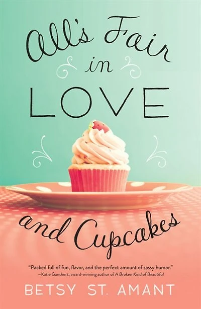All's Fair In Love And Cupcakes: (Large Print)