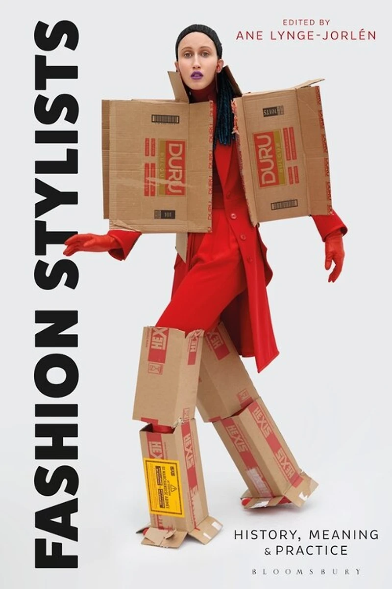 Fashion Stylists: History, Meaning And Practice