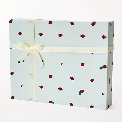 Gift Box Flat 3 Pack, Berry