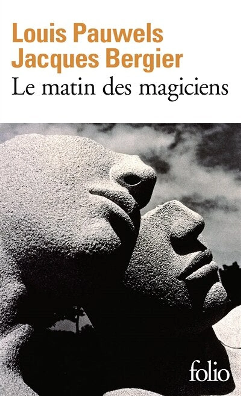 Le Matin des magiciens: introduction au réalisme fantastique
