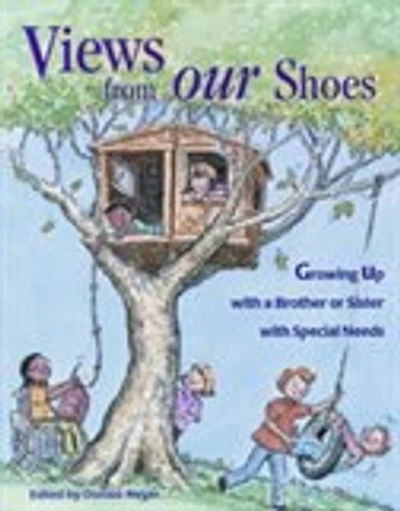 VIEWS FROM OUR SHOES(pb)