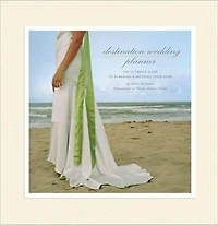 Destination Wedding Planner: The Ultimate Guide to Planning a Wedding From Afar