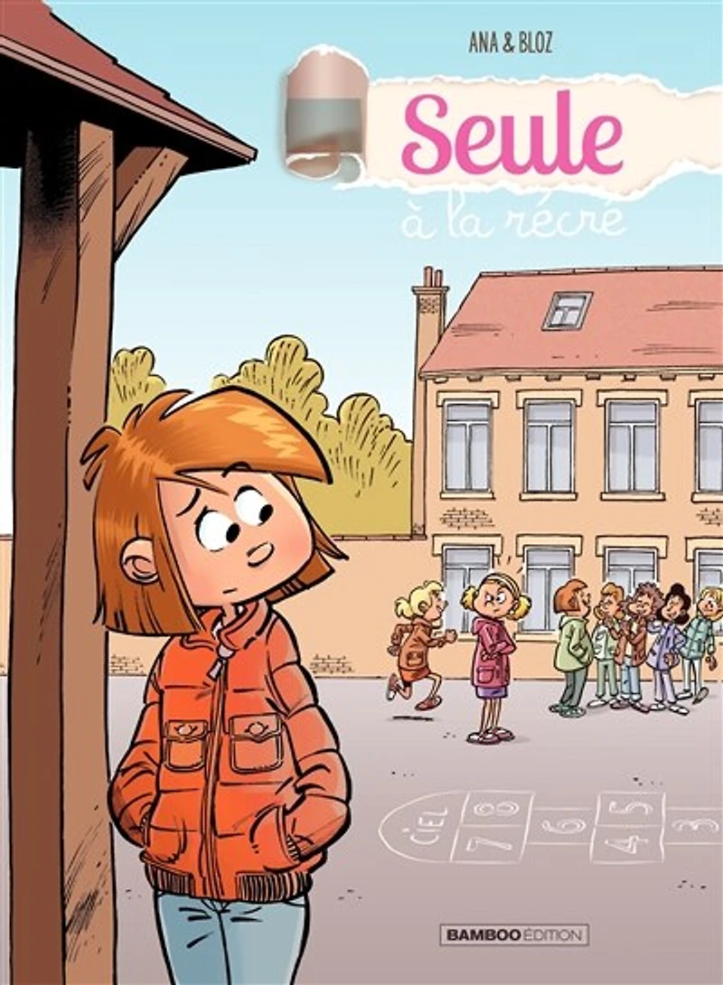 SEULE À LA RÉCRÉ