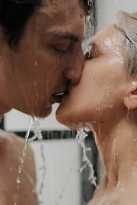 YOUR GLOWING LONGING KISS: YOU HAVE NEVER KISSED INTIMATELY IN THESE UNUSUAL PLACES