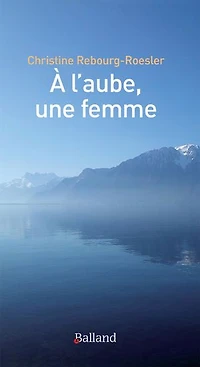 À l'aube, une femme