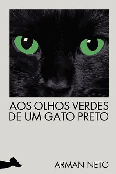 Aos olhos verdes de um gato preto