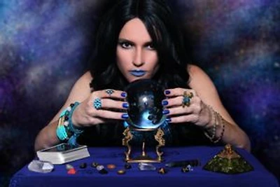 The Tarot Card Reader: Magick Circle Rising, #1