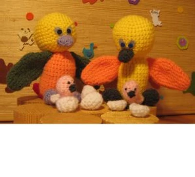 4 AMIGURUMI crochet volatiles