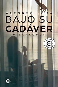 Bajo su cadáver