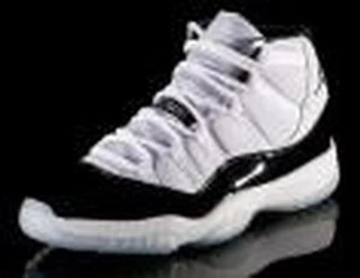 Hail to the New True Kings of Sneakers: Michael Jordan's Sneaker Empire, Lebron James, Kevin Durant's Sneaker Empire - Focus on Lebron James: Education Ebooks
