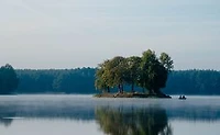 Les journées au grand air: Telle est prise qui croyait prendre!