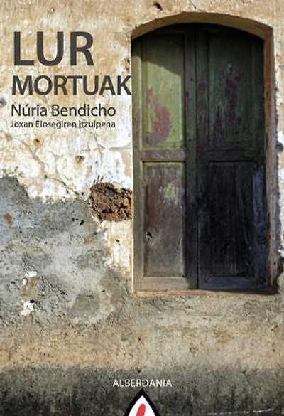 Lur mortuak
