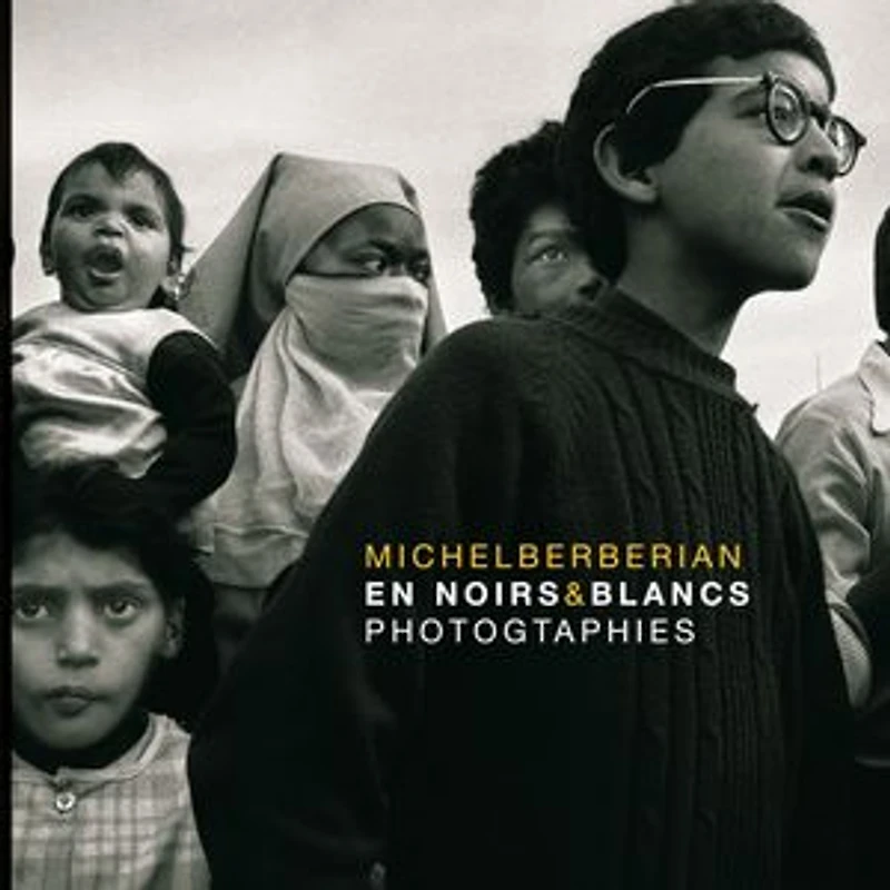 En Noirs et Blancs: Photographies humanistes prises entre 1965 et 2025