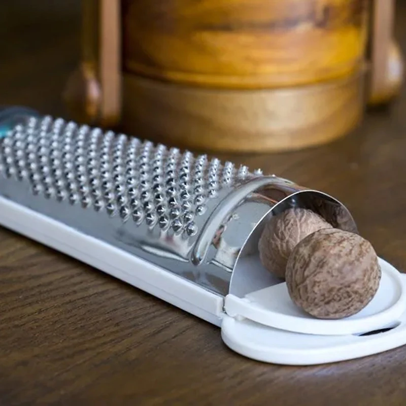 Handheld Nutmeg Grater