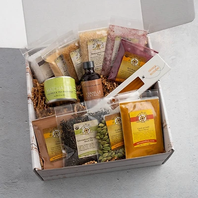 Latte Lover's Deluxe Gift Box