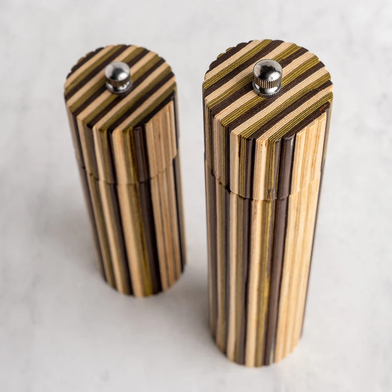 Salt and Pepper Mill Set - Natural