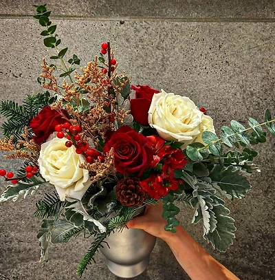 Mistletoe Marvel Bouquet