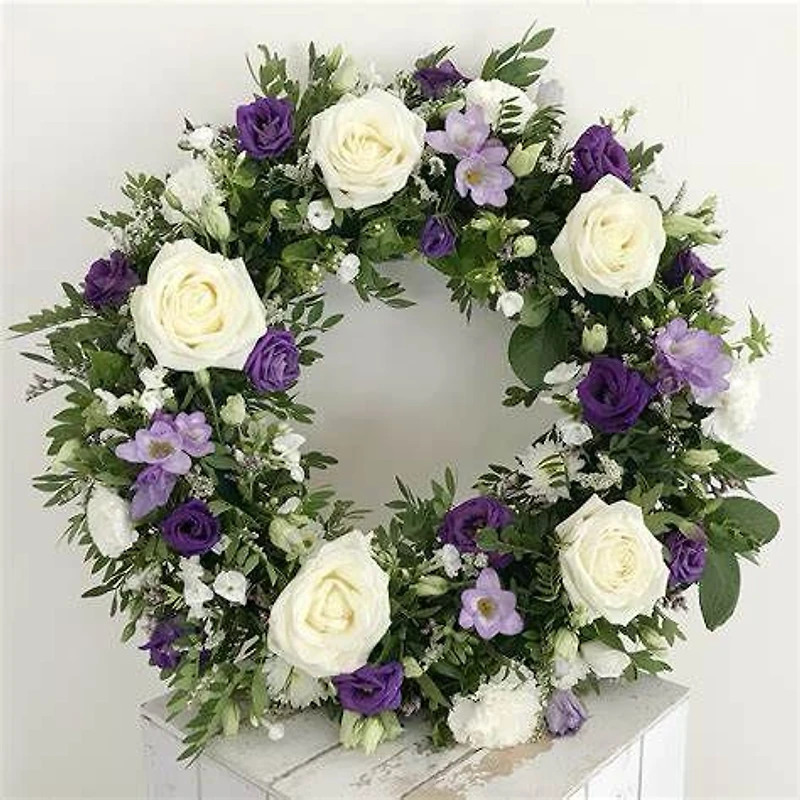 Whispering Winds Wreath