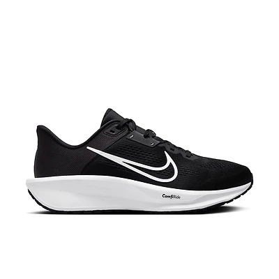 NIKE QUEST 6