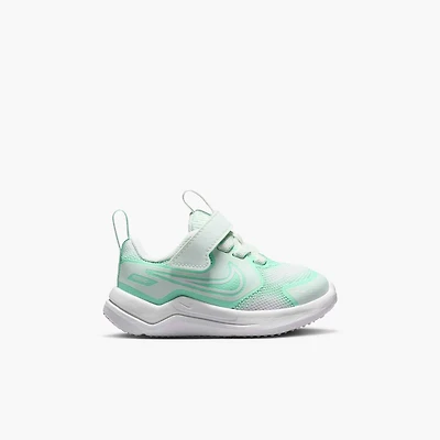 Nike Cosmic Runner A/C