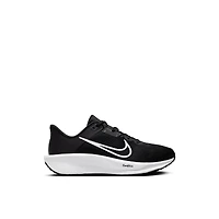 Nike Quest 6 M