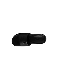 Nike Victori One M