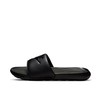 Nike Victori One M