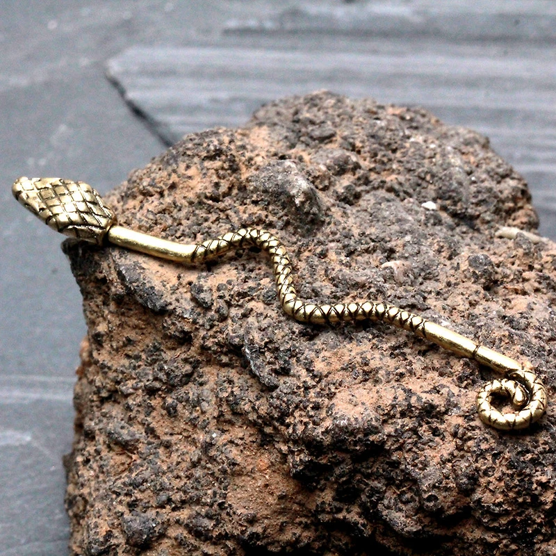 Golden Serpent Industrial Barbell 14g