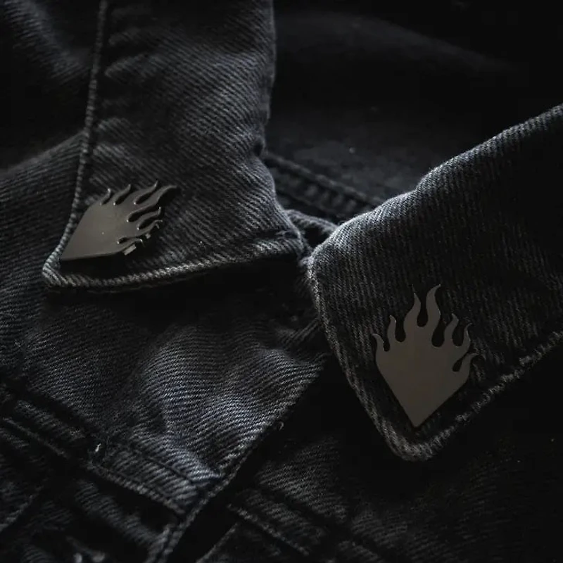 Flame Collar Pin Set