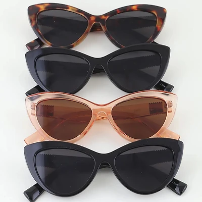 Retro Sharp Cateye Sunglasses