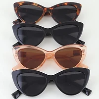 Retro Sharp Cateye Sunglasses