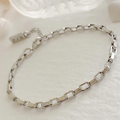 Dua Rectangular Box Chain Anklet