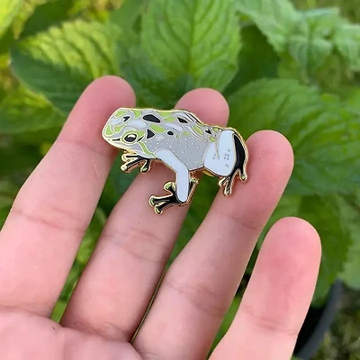 Agender Pride Frog Pin