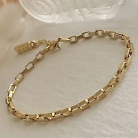 DUA Rectangular Box Chain Bracelet
