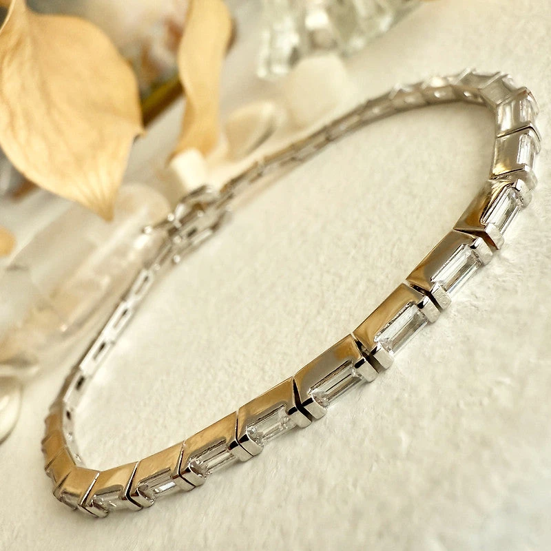 Evert Eternity Tennis Bracelet