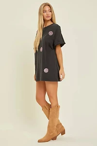 T-Shirt Dress W Smiley Patch Detail