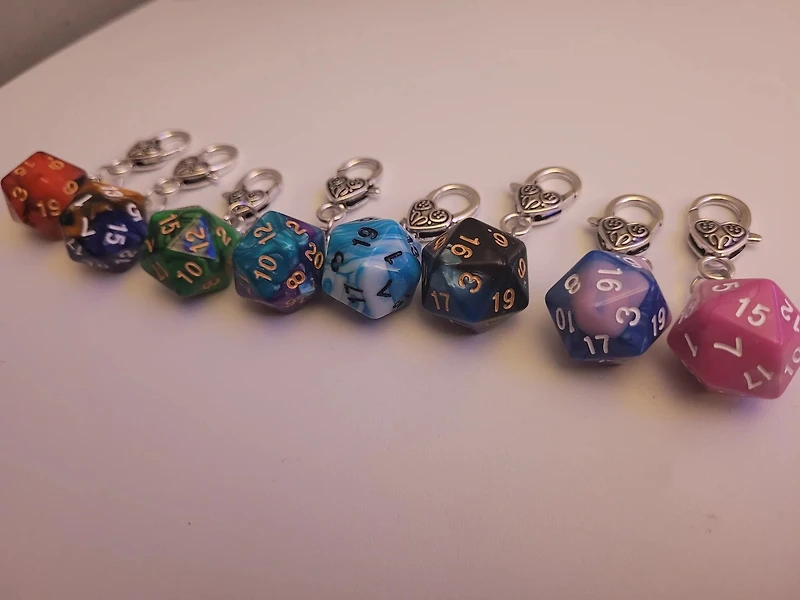 D20 Clasp Charms - Keychains / Zipper Pulls - Trpg Dice