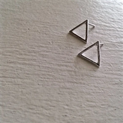 Triop Triangle Outline Studs