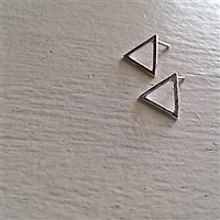 Triop Triangle Outline Studs