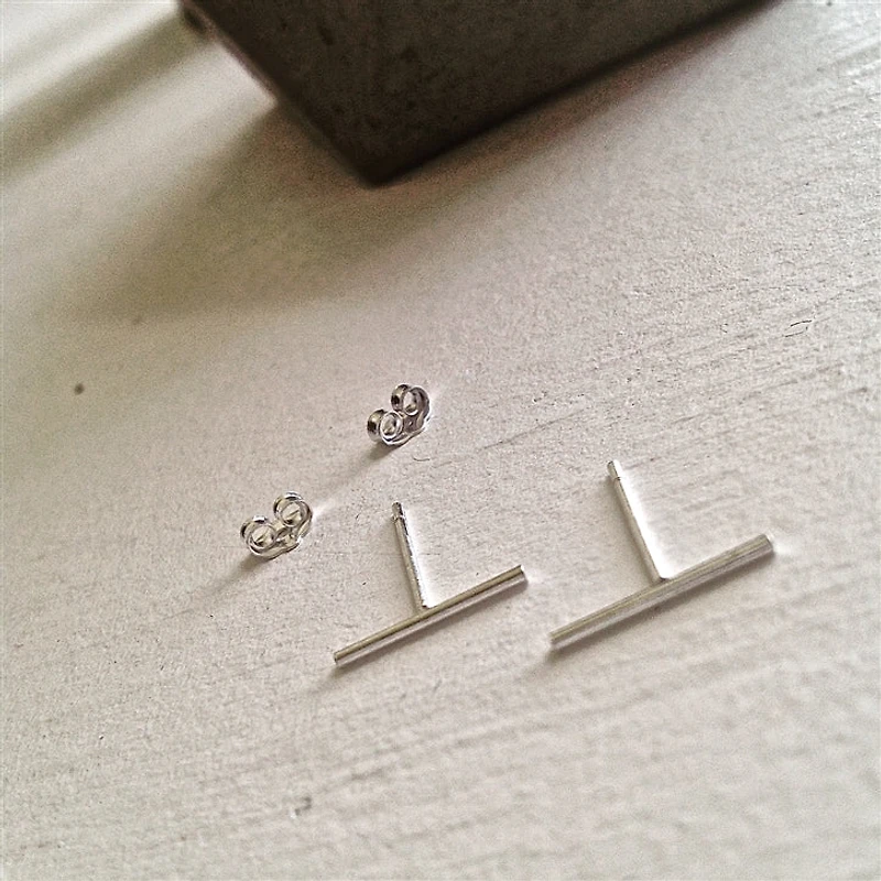 Radius Minimalist Bar Stud Sterling Silver